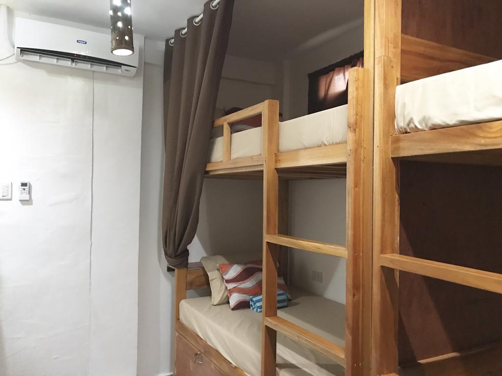 Koko'S Place Diniwid Balabag  Eksteriør billede